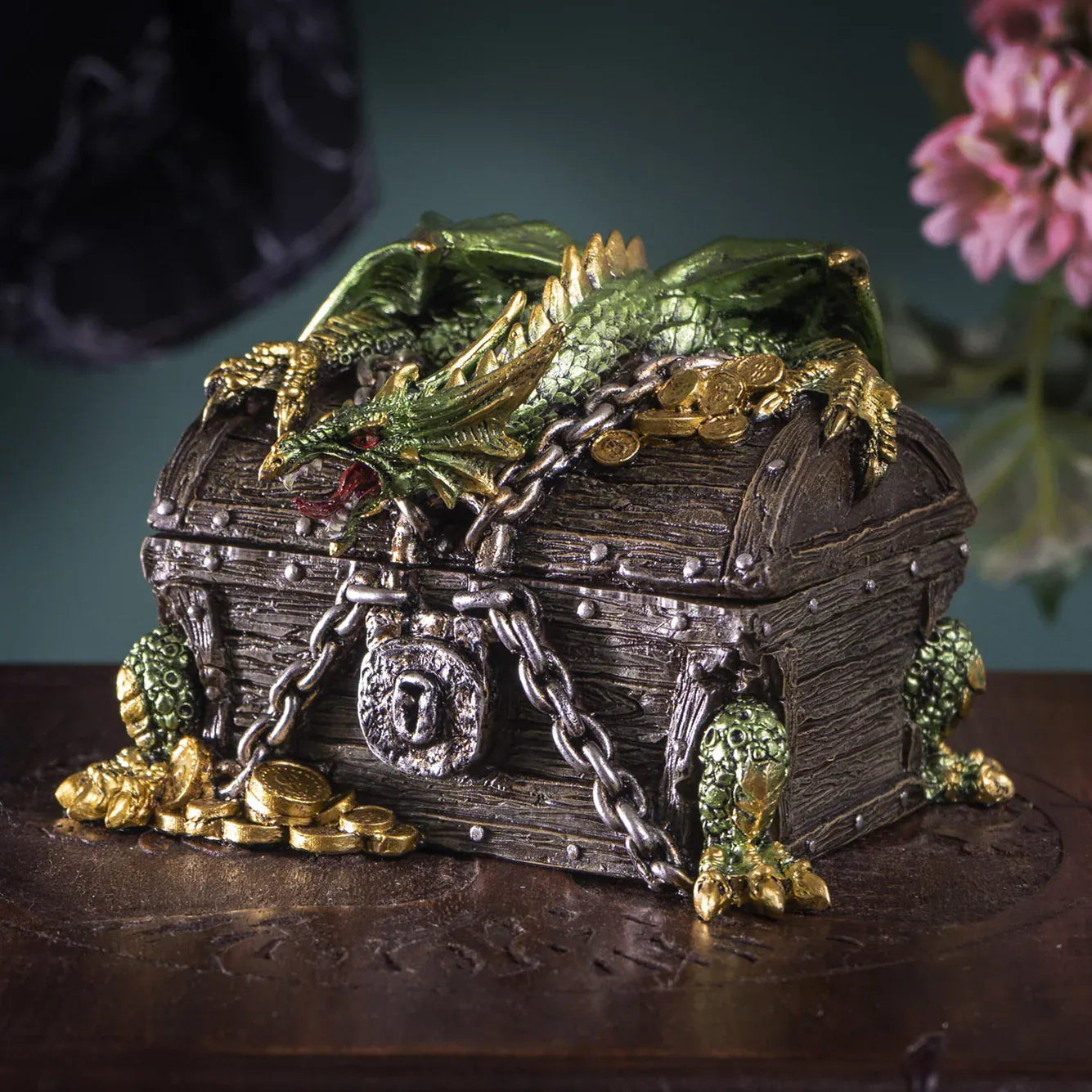 PACIFIC TRADING 'Guardian of the Treasure' Stash Box