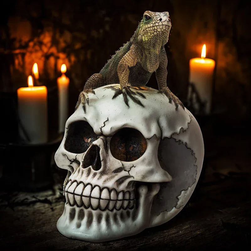 PACIFIC TRADING Iguana-Topped Skull